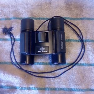 SWIFT Binoculars
